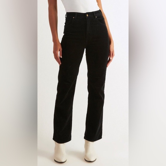 ROLLA'S Pants - Rolla's High Rise Original Straight Comfort Jet Black corduroy Women's Size 32